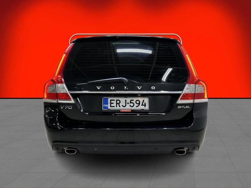 Volvo V70 vaihtoauto