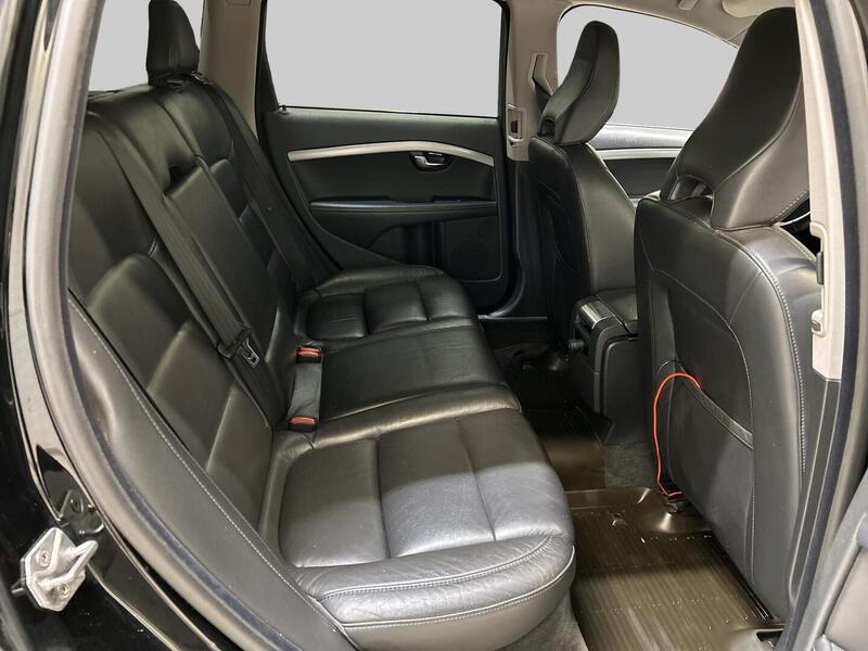 Volvo V70 vaihtoauto