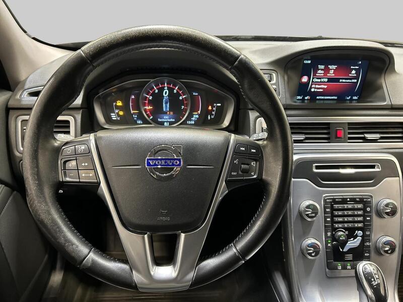 Volvo V70 vaihtoauto