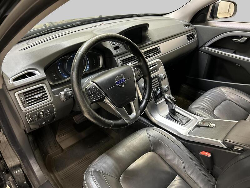 Volvo V70 vaihtoauto