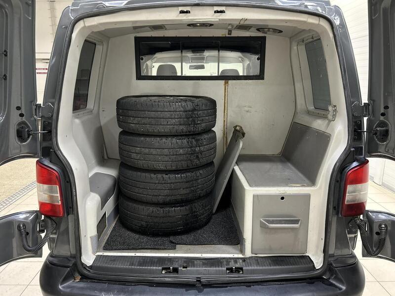 Volkswagen Transporter vaihtoauto