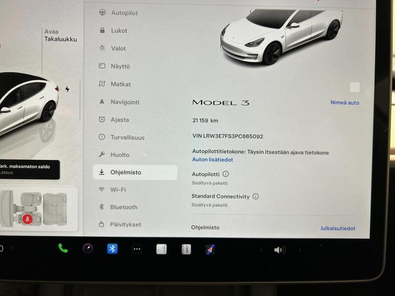 Tesla Model 3 vaihtoauto