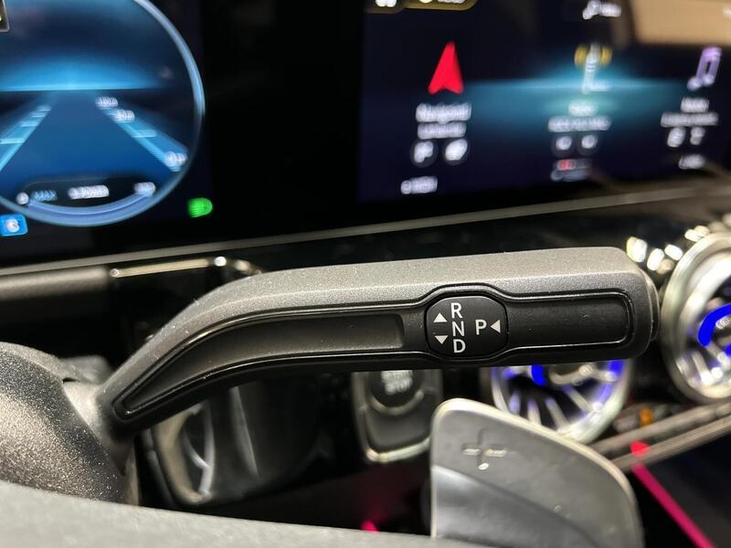 Mercedes-Benz EQA vaihtoauto