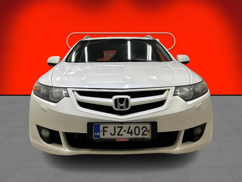 Honda Accord vaihtoauto