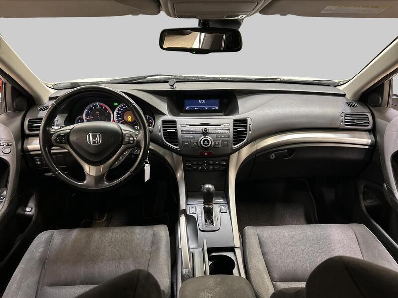 Honda Accord vaihtoauto