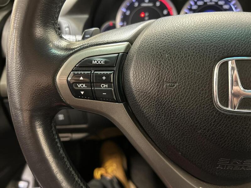 Honda Accord vaihtoauto