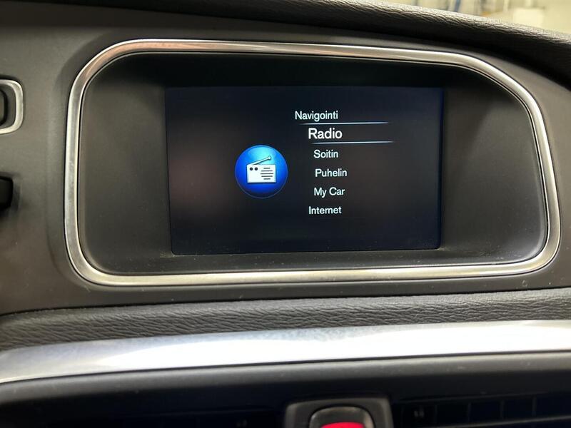 Volvo V40 Cross Country vaihtoauto