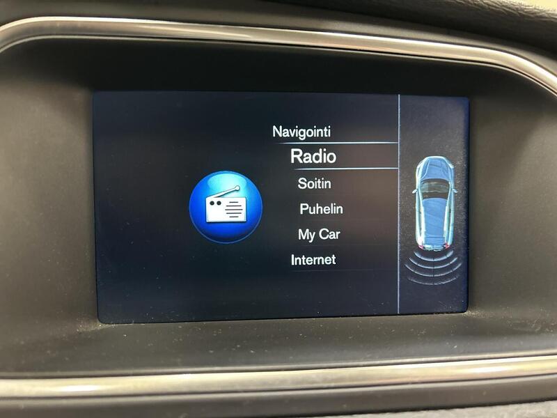 Volvo V40 Cross Country vaihtoauto