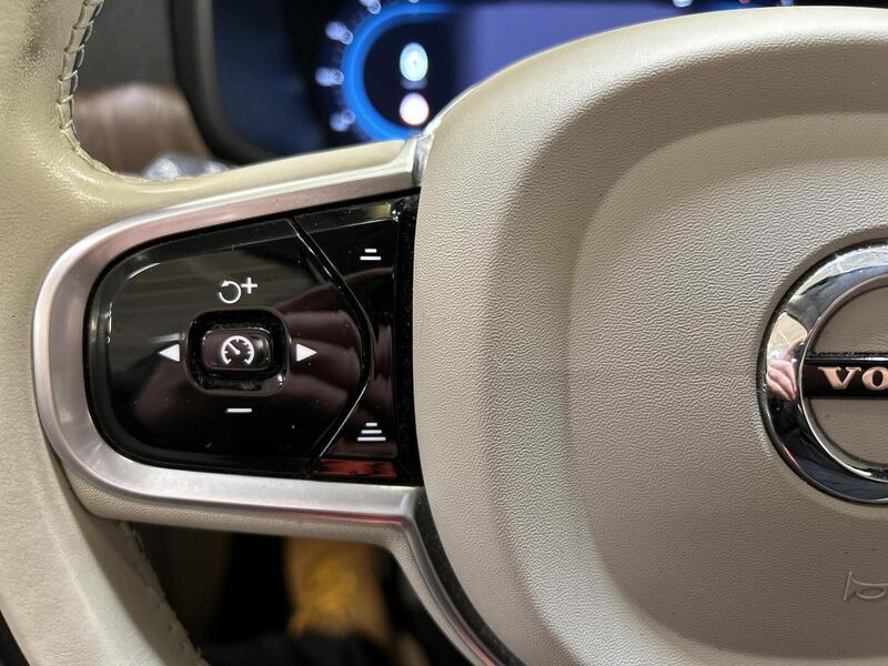 Volvo V90 Cross Country vaihtoauto