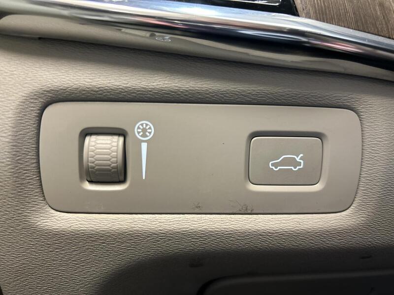 Volvo V90 Cross Country vaihtoauto