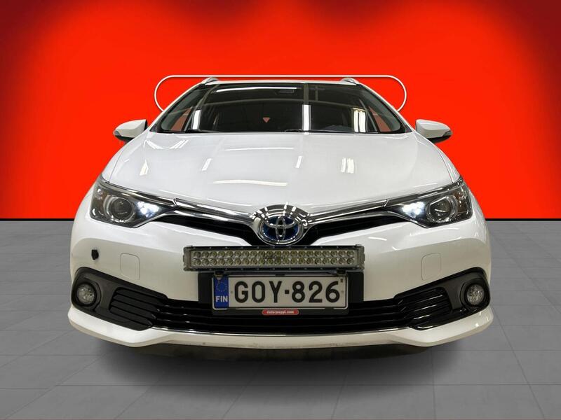 Toyota Auris vaihtoauto