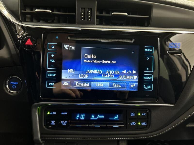 Toyota Auris vaihtoauto