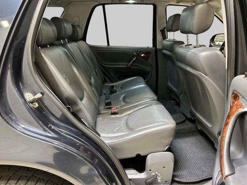 Mercedes-Benz ML vaihtoauto