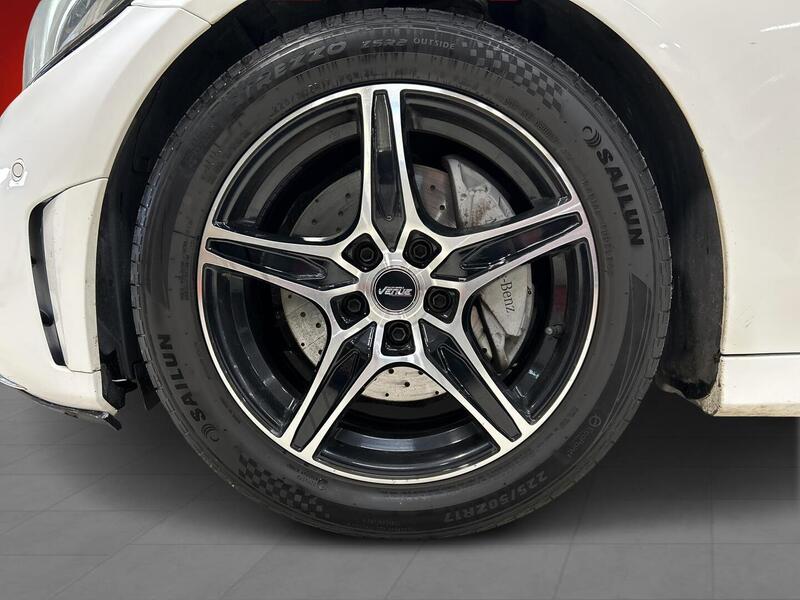 Mercedes-Benz C vaihtoauto