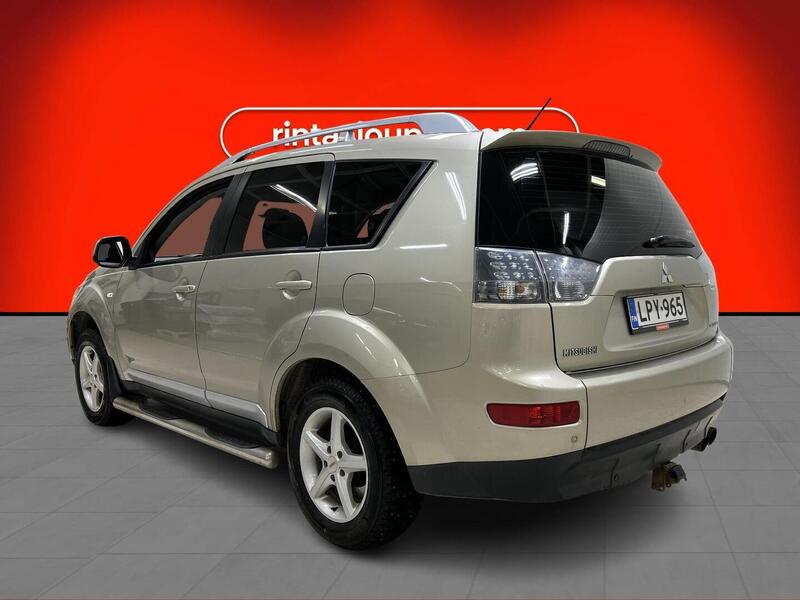 Mitsubishi Outlander vaihtoauto