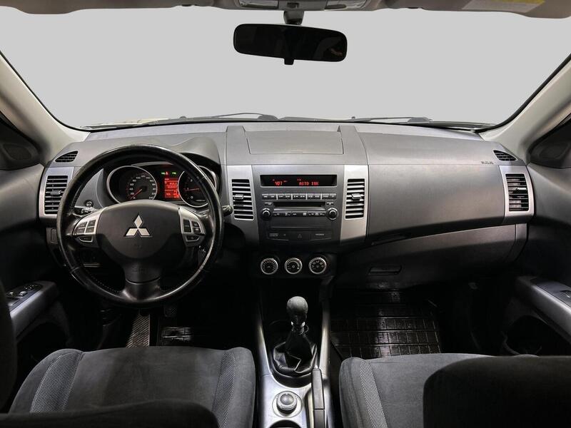 Mitsubishi Outlander vaihtoauto