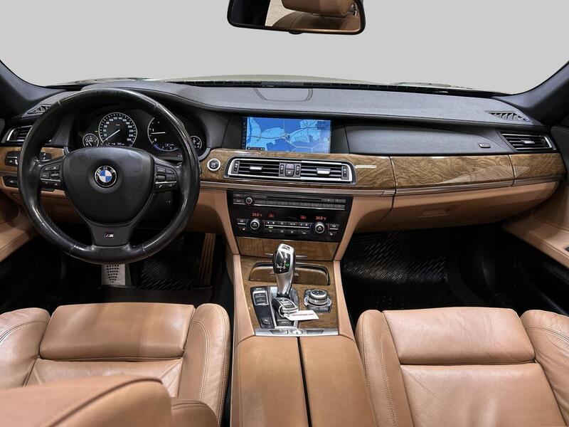 BMW 730 vaihtoauto