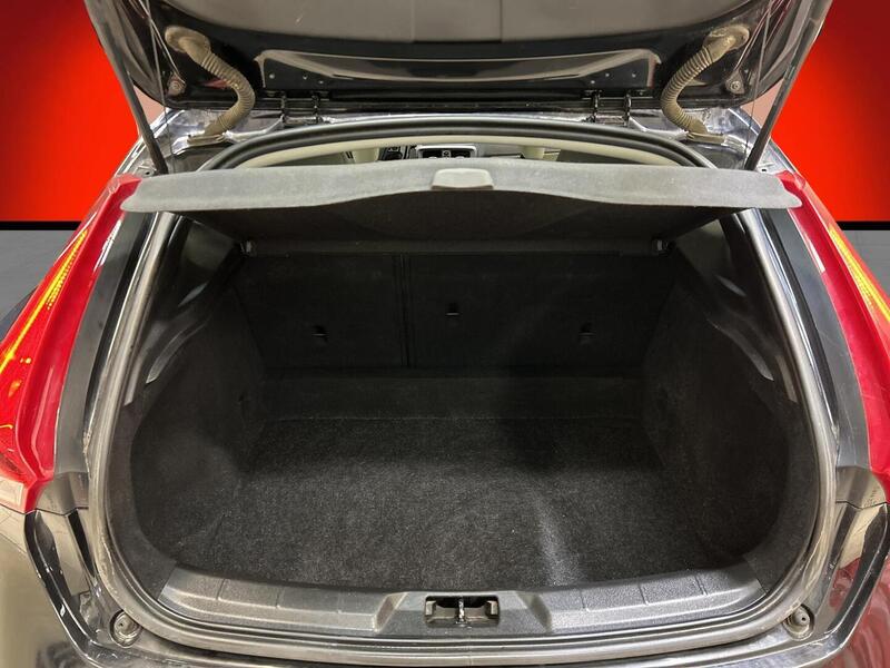 Volvo V40 vaihtoauto