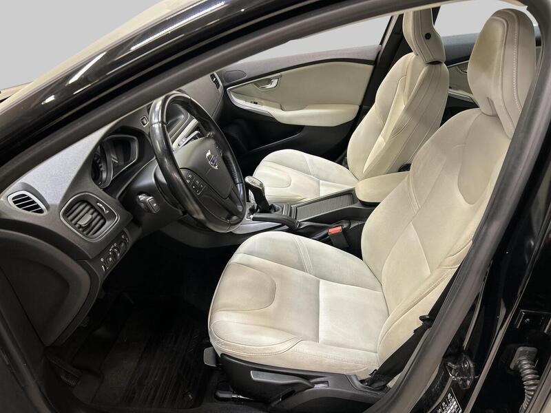 Volvo V40 vaihtoauto