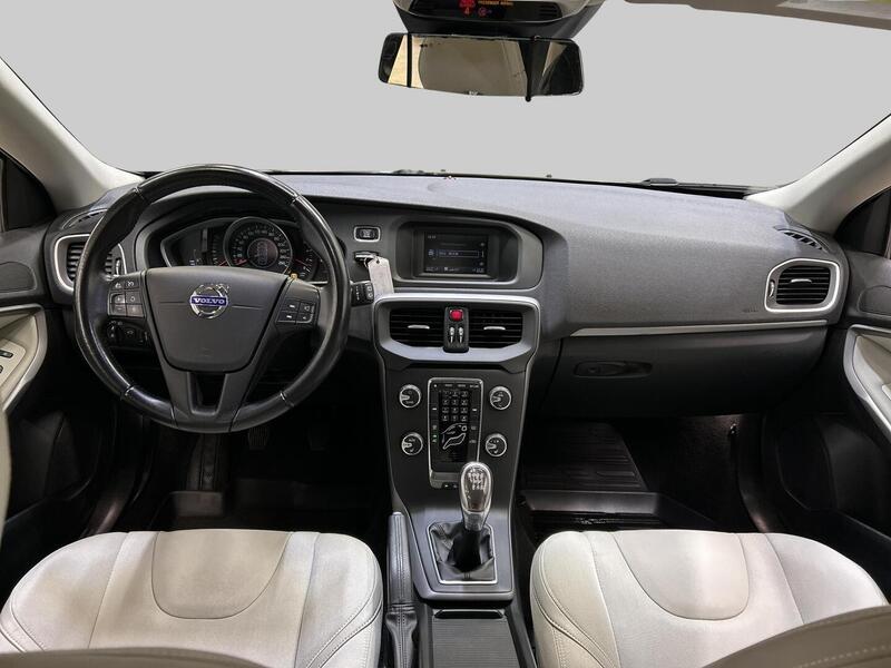 Volvo V40 vaihtoauto