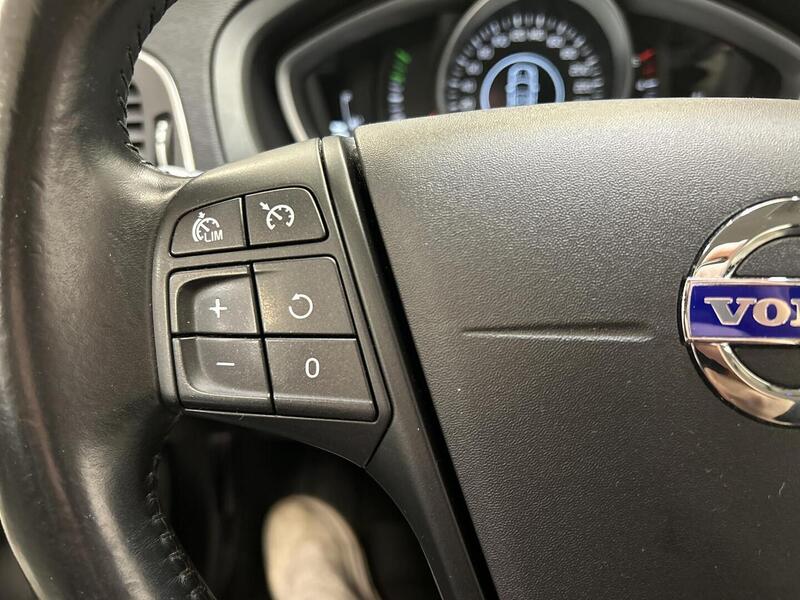 Volvo V40 vaihtoauto