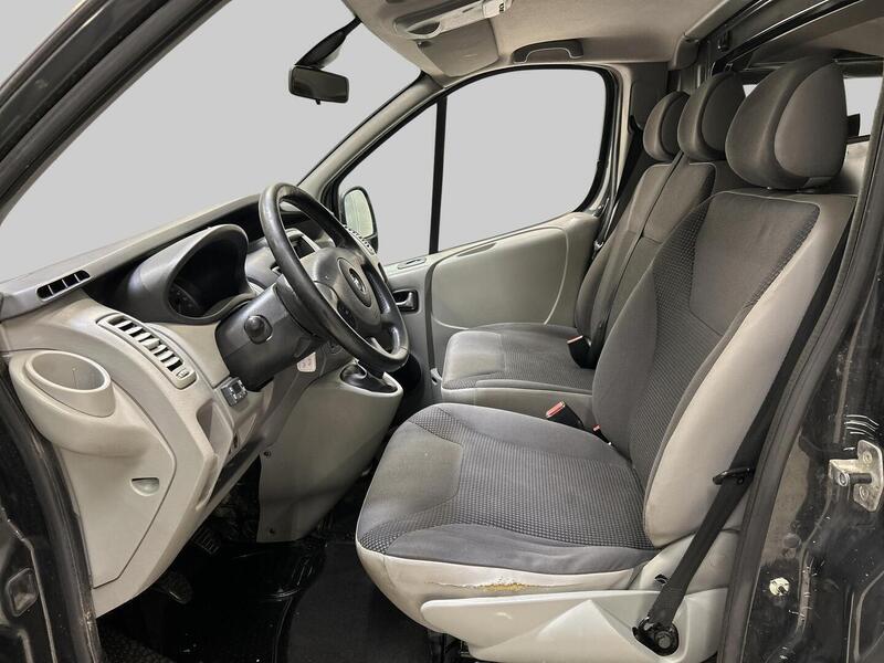 Opel Vivaro vaihtoauto