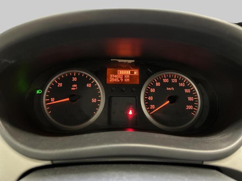 Opel Vivaro vaihtoauto