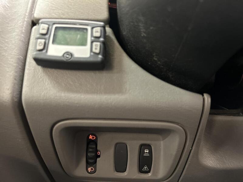 Opel Vivaro vaihtoauto