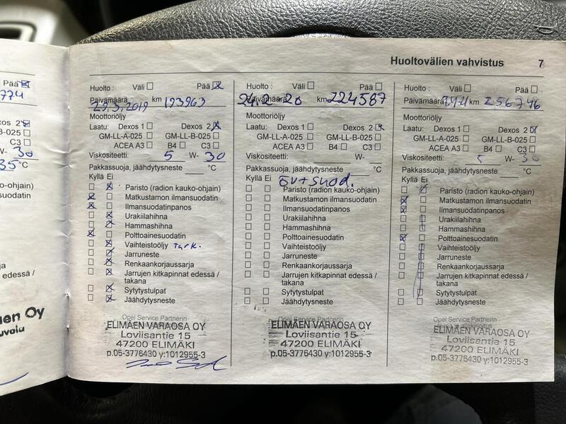 Opel Vivaro vaihtoauto