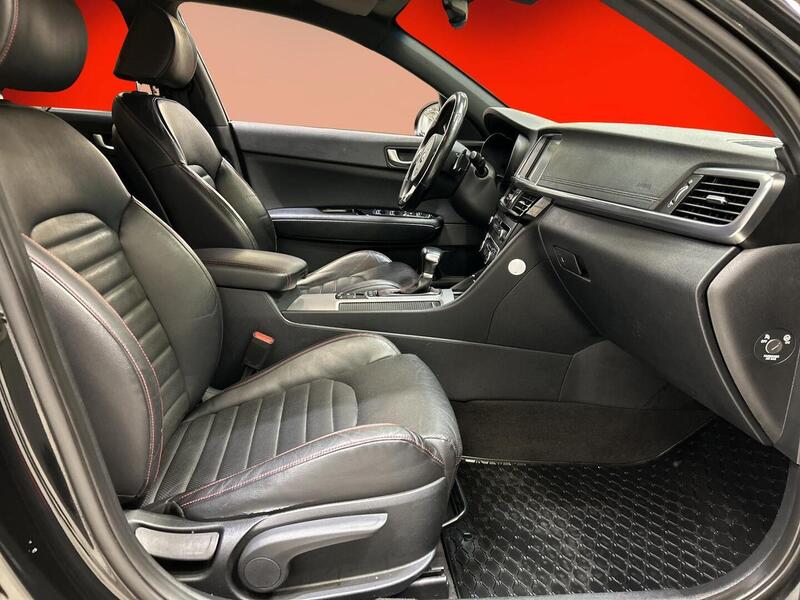 Kia Optima vaihtoauto