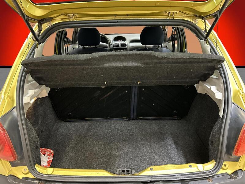 Peugeot 206 vaihtoauto