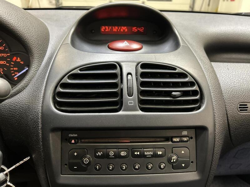 Peugeot 206 vaihtoauto