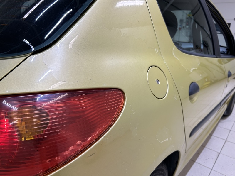 Peugeot 206 vaihtoauto