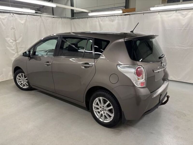 Toyota Verso vaihtoauto