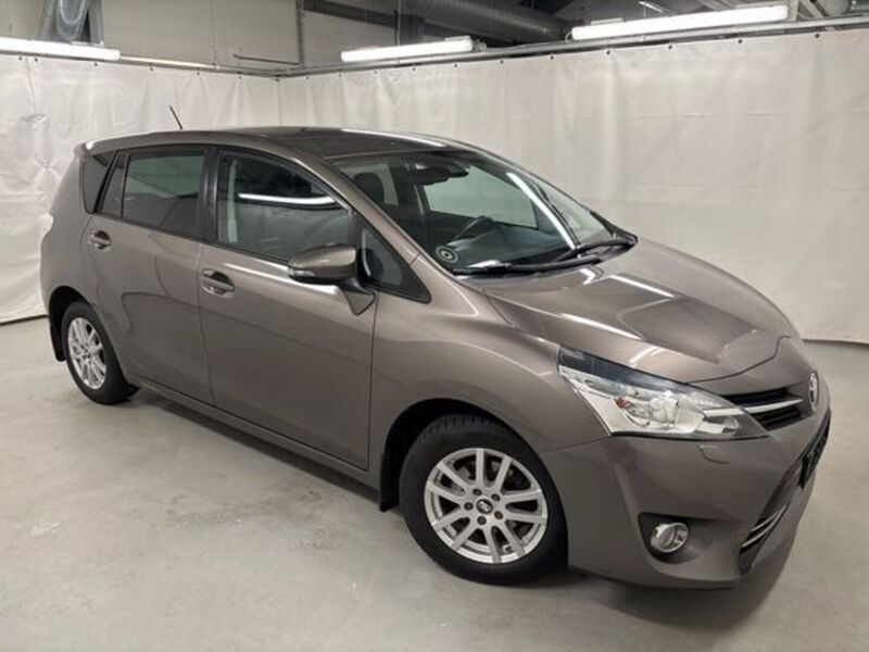 Toyota Verso vaihtoauto