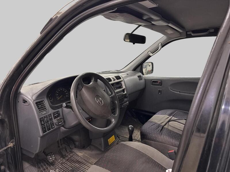 Toyota Hiace vaihtoauto