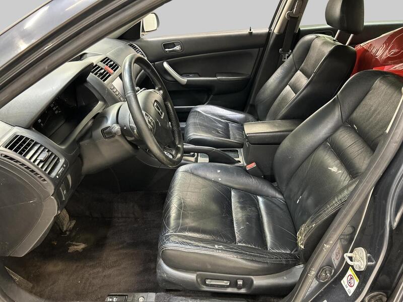 Honda Accord vaihtoauto