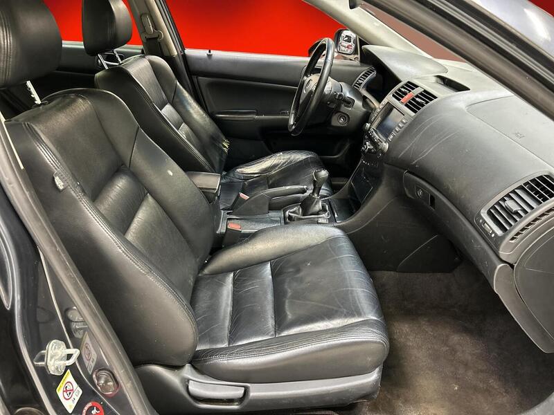 Honda Accord vaihtoauto