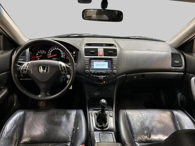 Honda Accord vaihtoauto