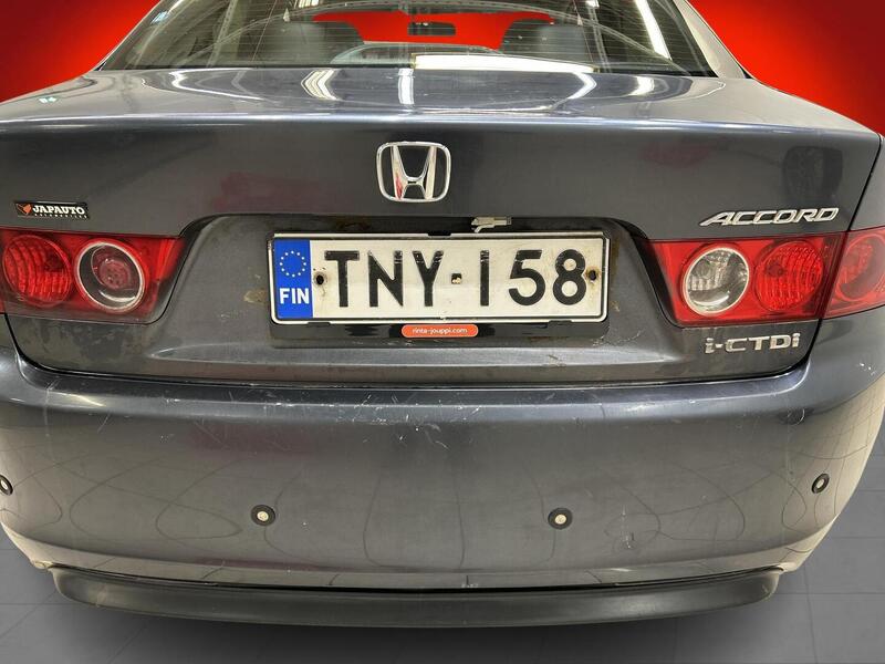 Honda Accord vaihtoauto