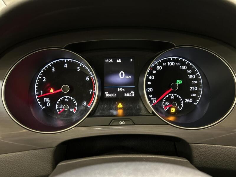 Volkswagen Golf Sportsvan vaihtoauto