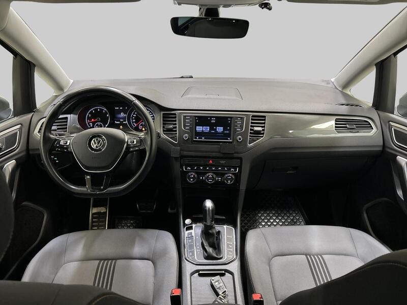 Volkswagen Golf Sportsvan vaihtoauto