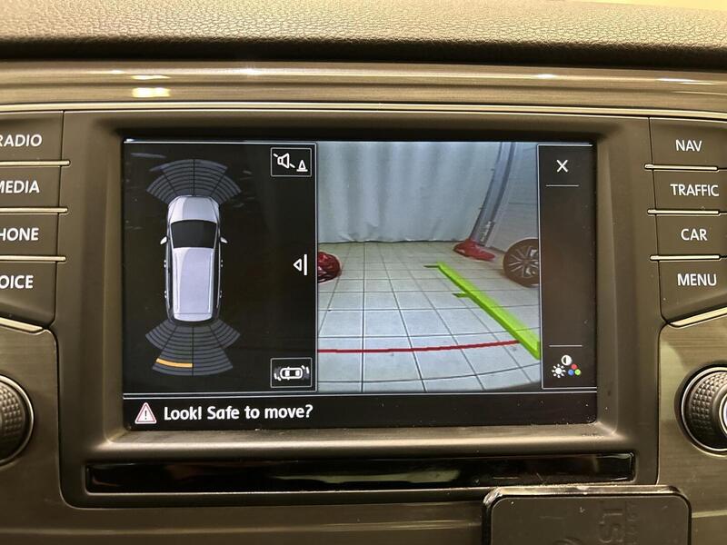 Volkswagen Golf Sportsvan vaihtoauto