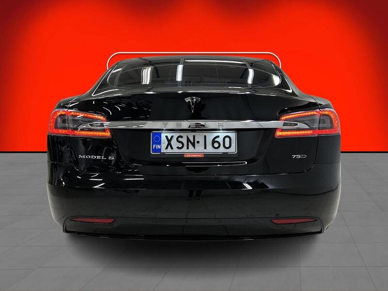 Tesla Model S vaihtoauto