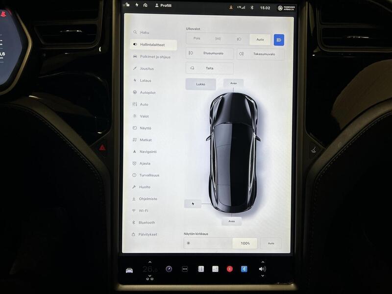 Tesla Model S vaihtoauto