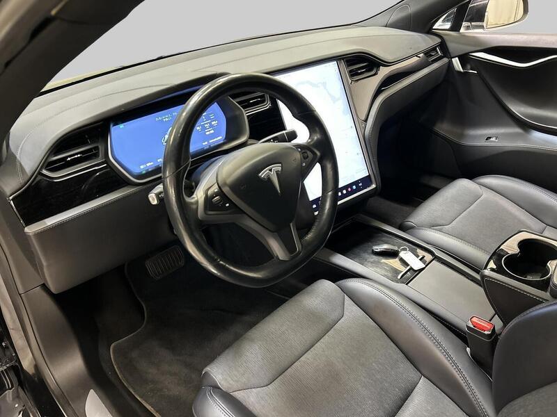 Tesla Model S vaihtoauto