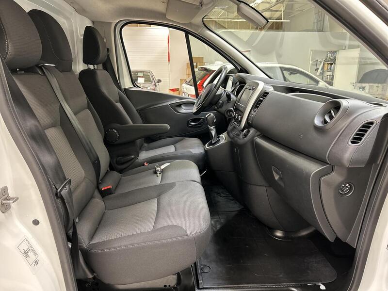 Renault Trafic vaihtoauto