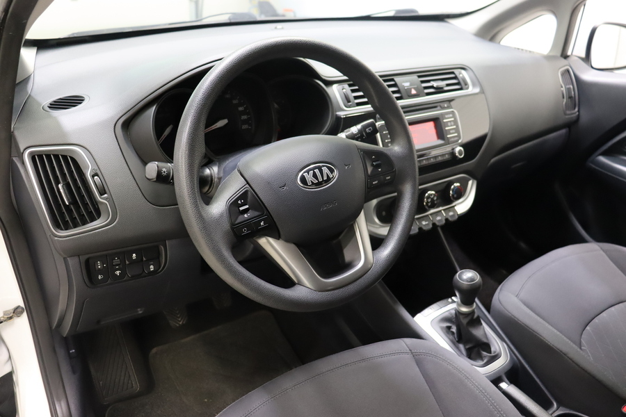 Kia Rio vaihtoauto