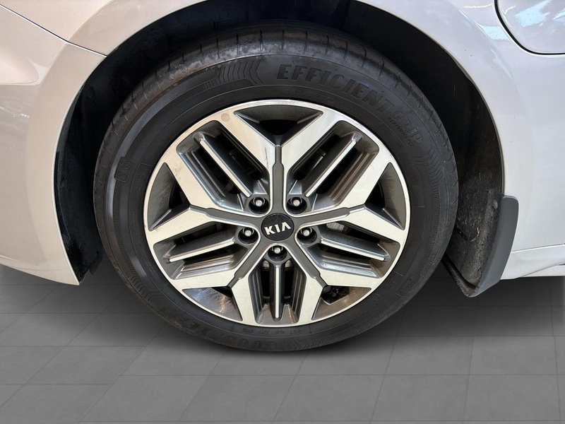 Kia Optima vaihtoauto