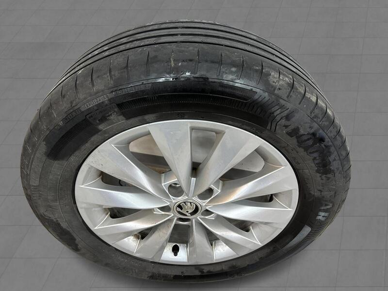 Skoda Kamiq vaihtoauto